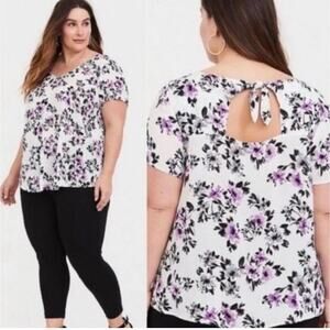 Torrid Blouse Challis Keyhole White Floral Size 1X